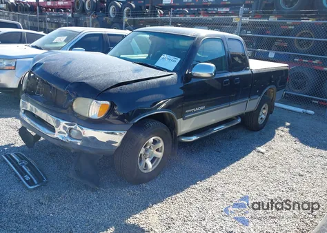 2000 Toyota Tundra Sr5 V8 from USA, damaged, VIN 5TBBT4417YS025747